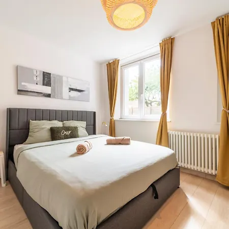 L'écrin - 4 People - Free Parking - Wi-fi-netflix * Cambrai